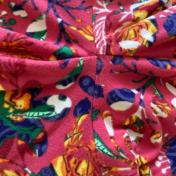 LuLaRoe Leggings TC - Picture 3 of 4